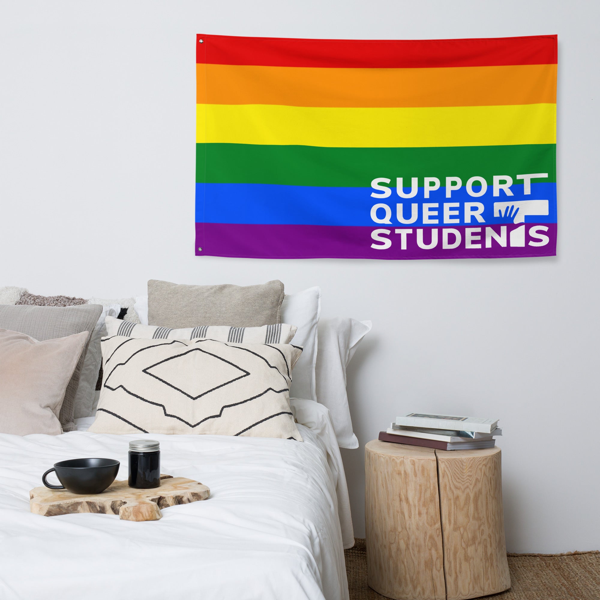 Signature Flag 'Support Queer Students'